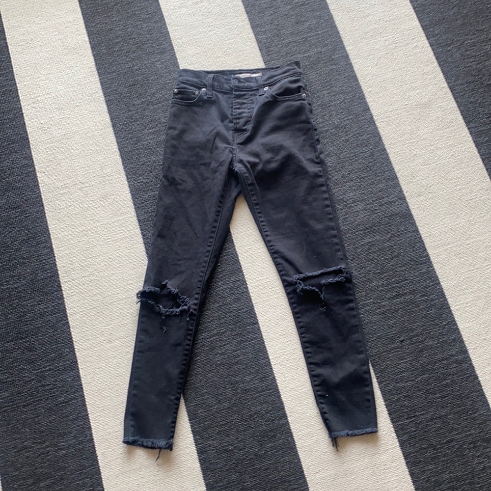 Levi’s wedgie skinny jeans